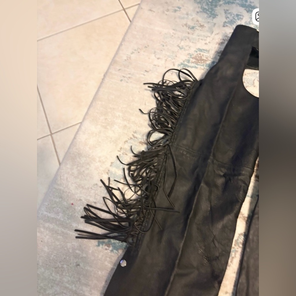 BARNEY’S LEATHER CHIC Black LEATHER Fringe Pants - Picture 7 of 13